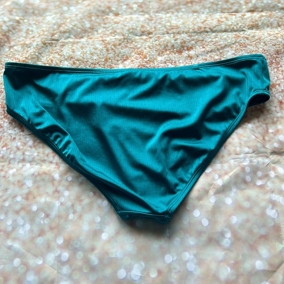 NWT metallic turquoise size 2X clean hipster - Picture 2 of 6